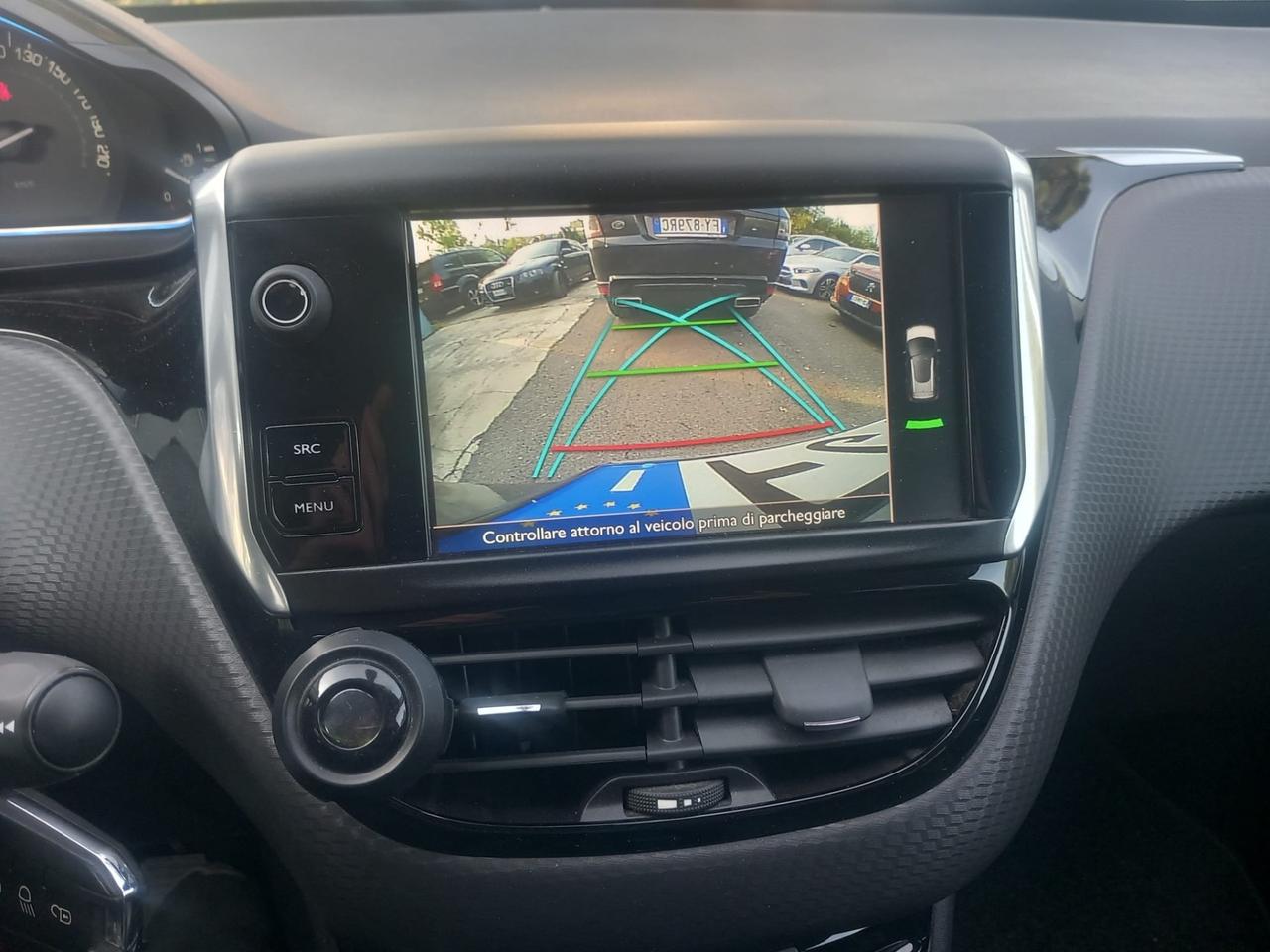 Peugeot 2008 BlueHDi 100 Allure