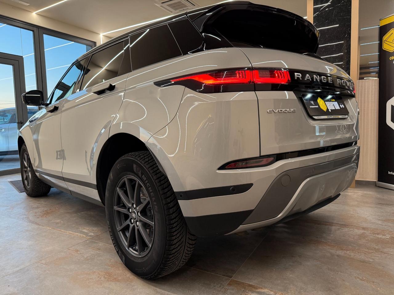 Range Rover Evoque 2.0D I4 163 CV AWD Auto HSE