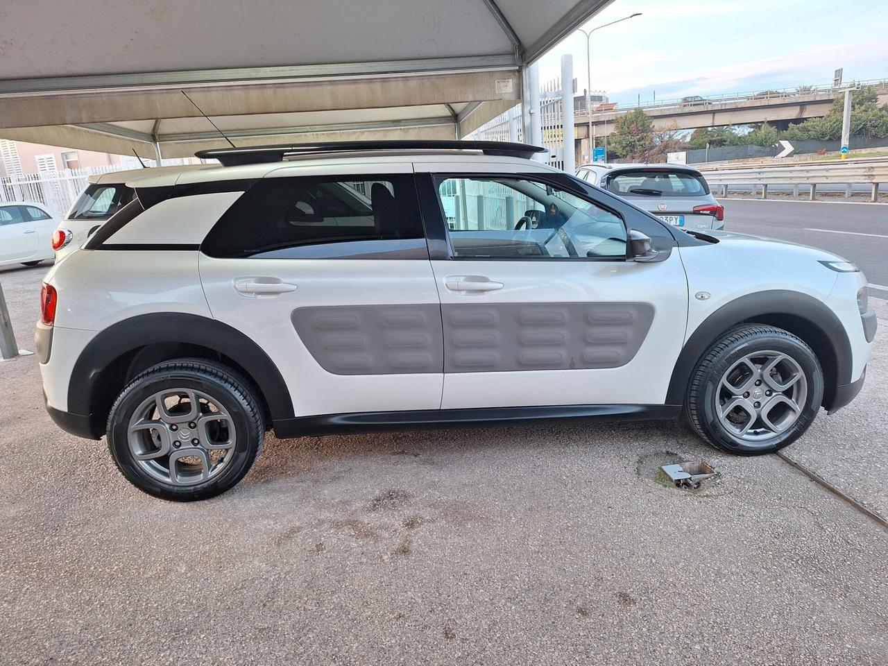 Citroen C4 Cactus BlueHDi 100 S&S Shine