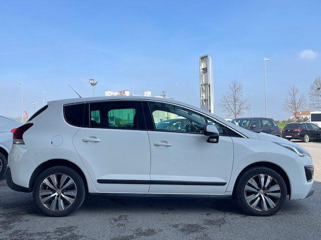 PEUGEOT 3008 1.6 HDi 115CV Active
