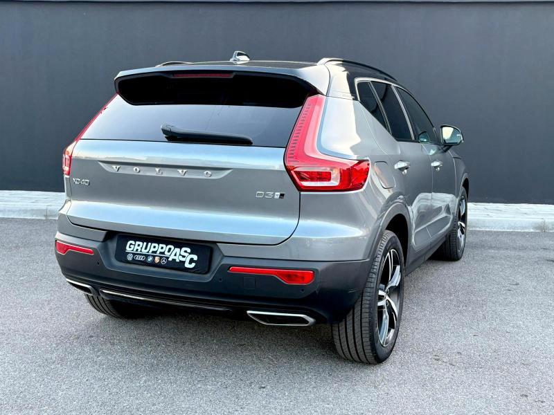 Volvo XC40 2.0 d3 150 CV R-design 4X4