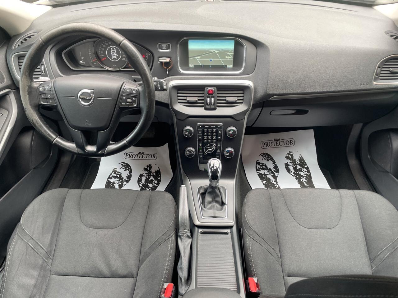 Volvo V40 SERVICE COMPLETO - AUTOMATICO
