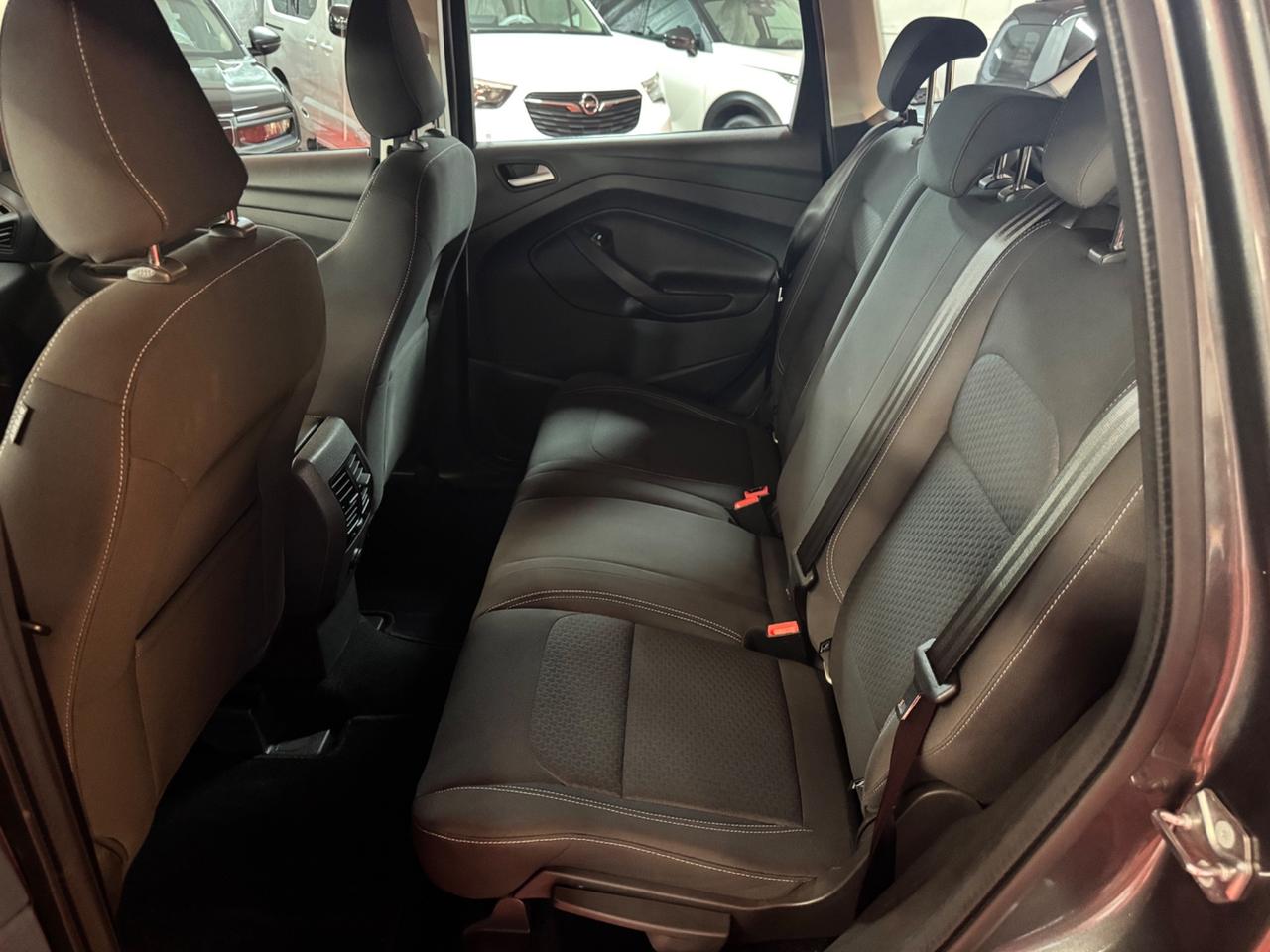 Ford Kuga 2.0 TDCI 120 CV S&S 2WD Business