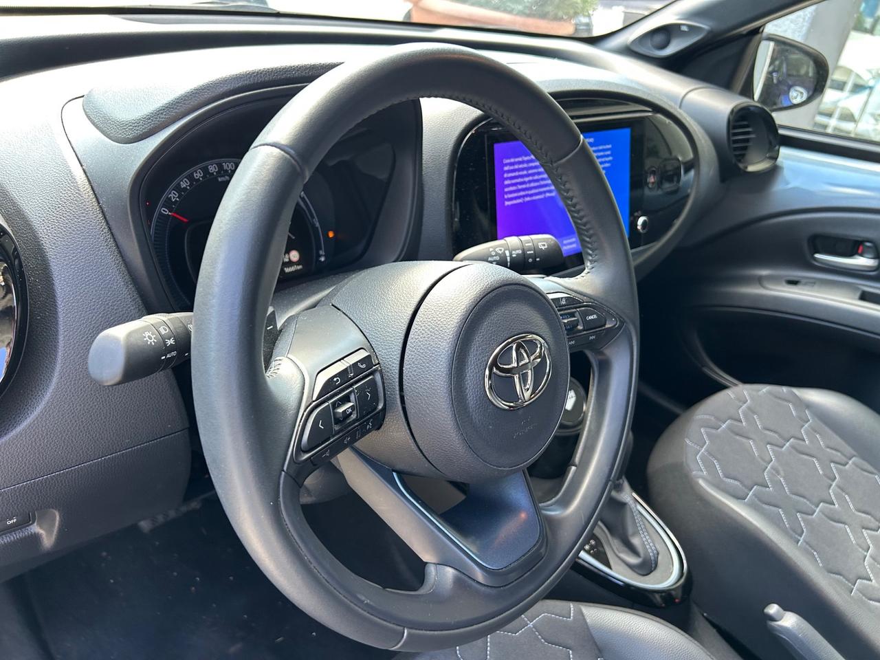 Toyota Aygo X 1.0 5 porte Lounge S-CVT Cambio Automatico