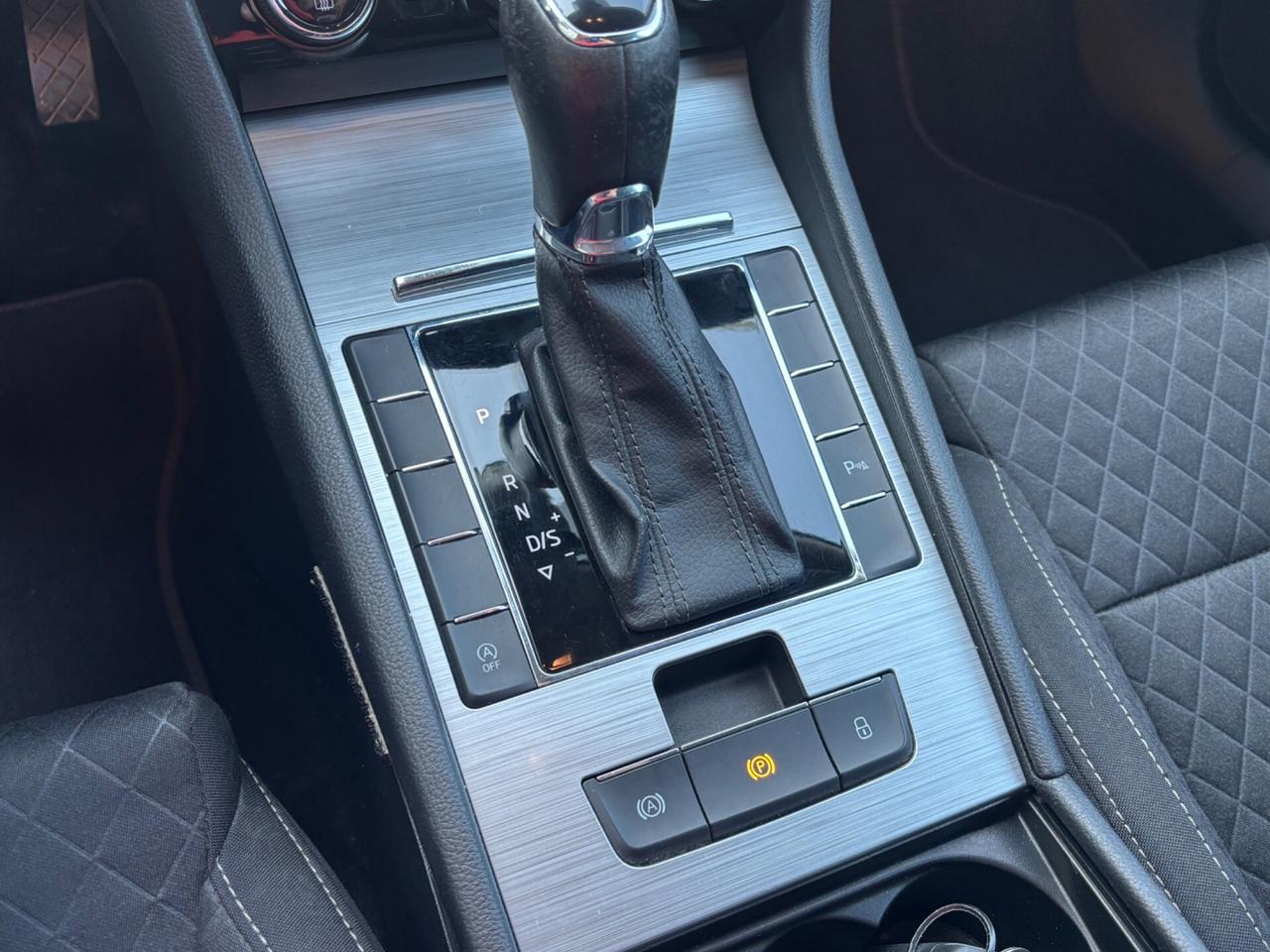 Skoda Superb 2.0 TDI 150CV DSG Wagon Executive