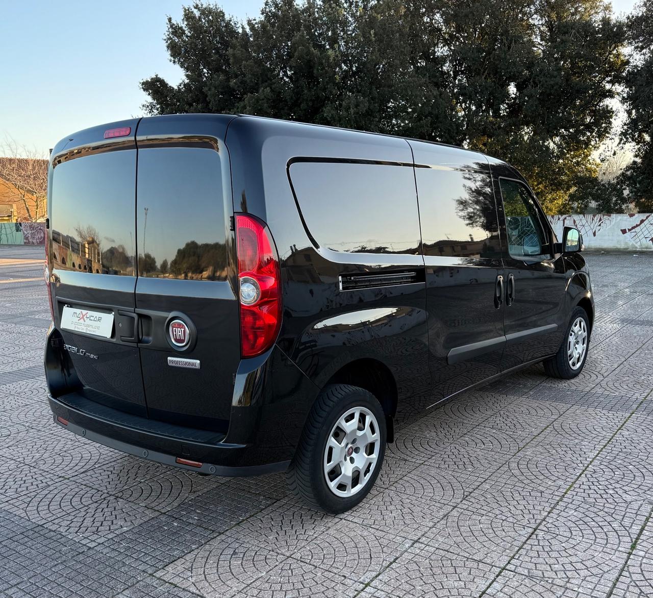 Fiat Doblo Maxi 1.6 Multijet pari al nuovo