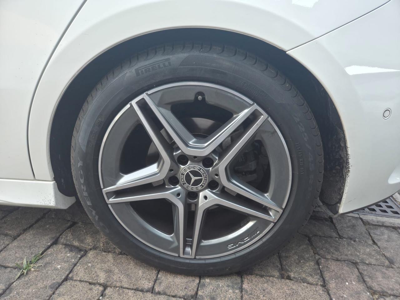 Mercedes-benz A 250 AMG 4Matic TETTO APRIBILE - 2019