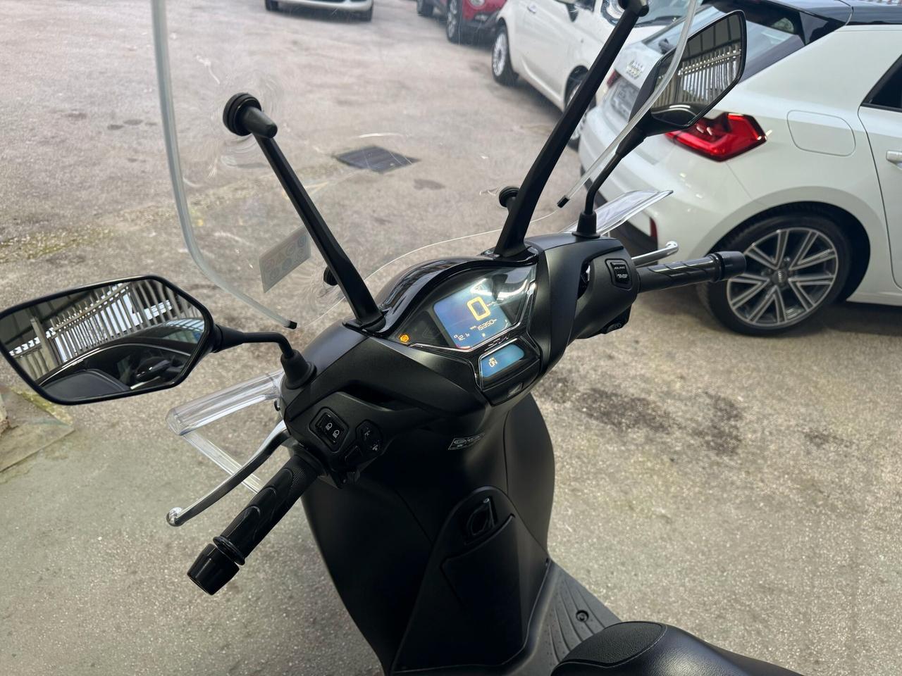 HONDA SH125 SPORT 2023 *FINANZIAMENTO SENZA BUSTA PAGA*