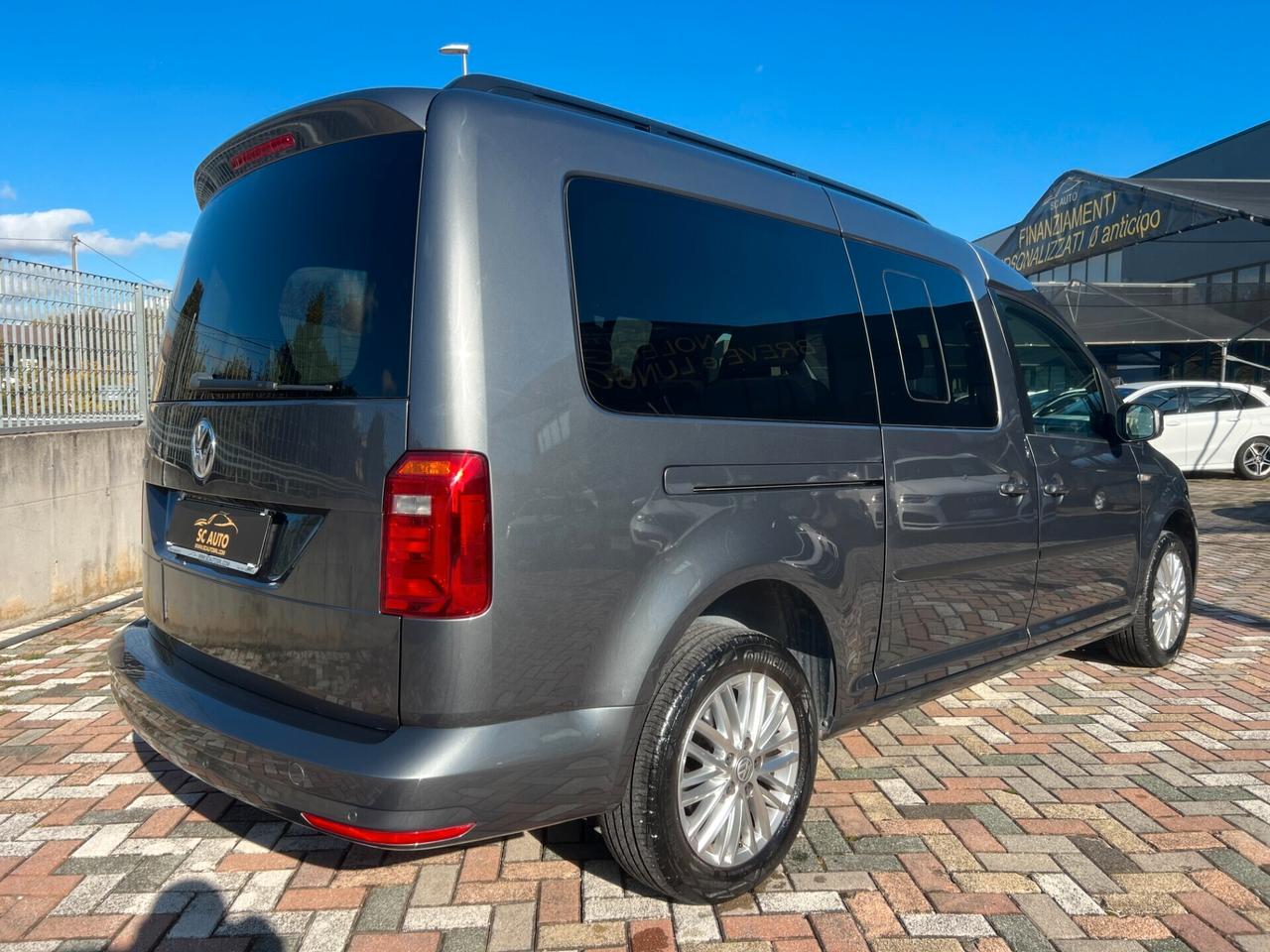 Volkswagen Caddy 2.0 TDI 102 CV DSG Plus Maxi 7 posti