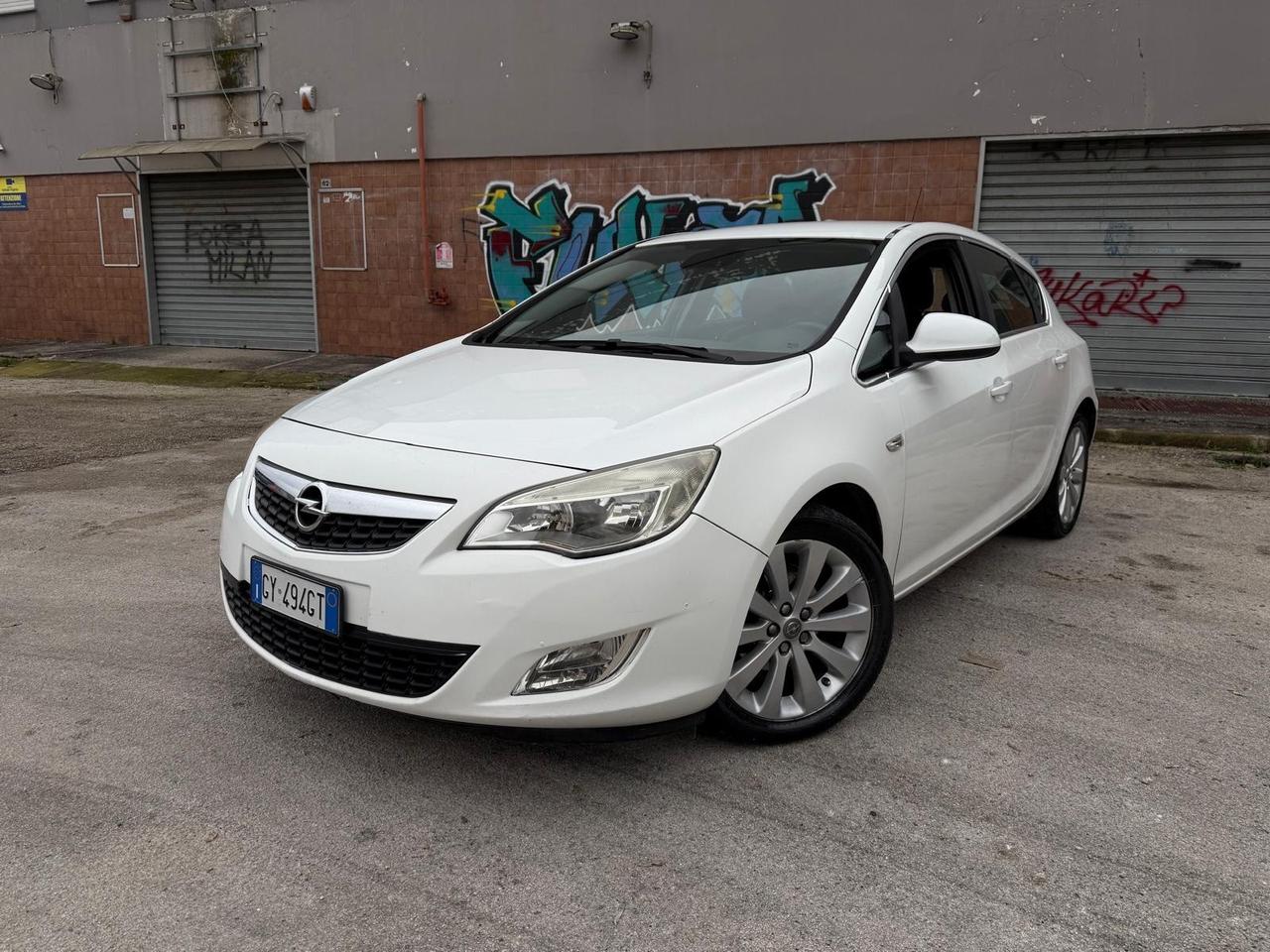 Opel Astra 1.3 CDTI 95CV S&S 5 porte Cosmo