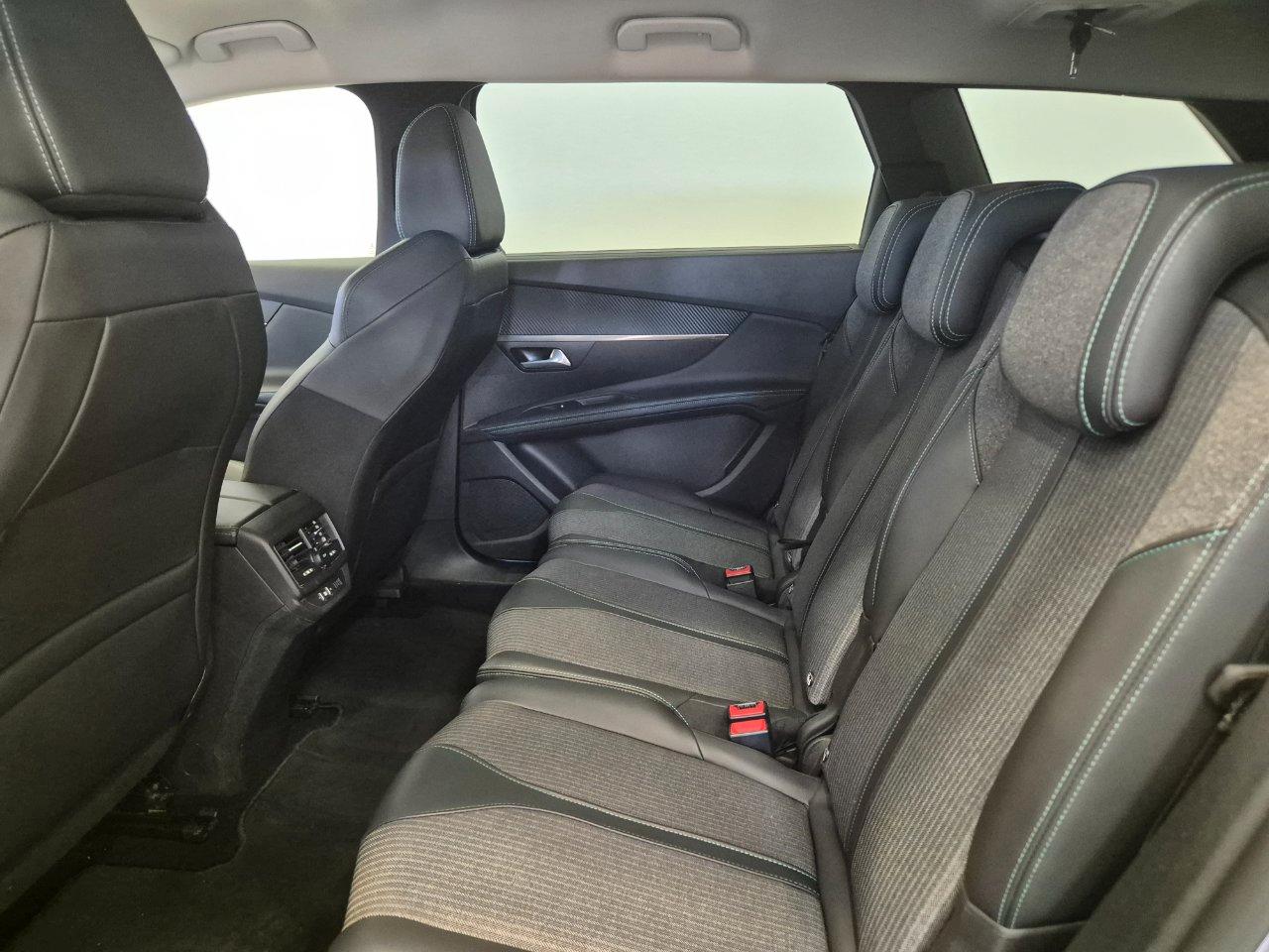 Peugeot 5008 1.5 bluehdi Allure s&s 130cv eat8 - NEOPATENTATI - Carplay - Cam - Cruise/Lim