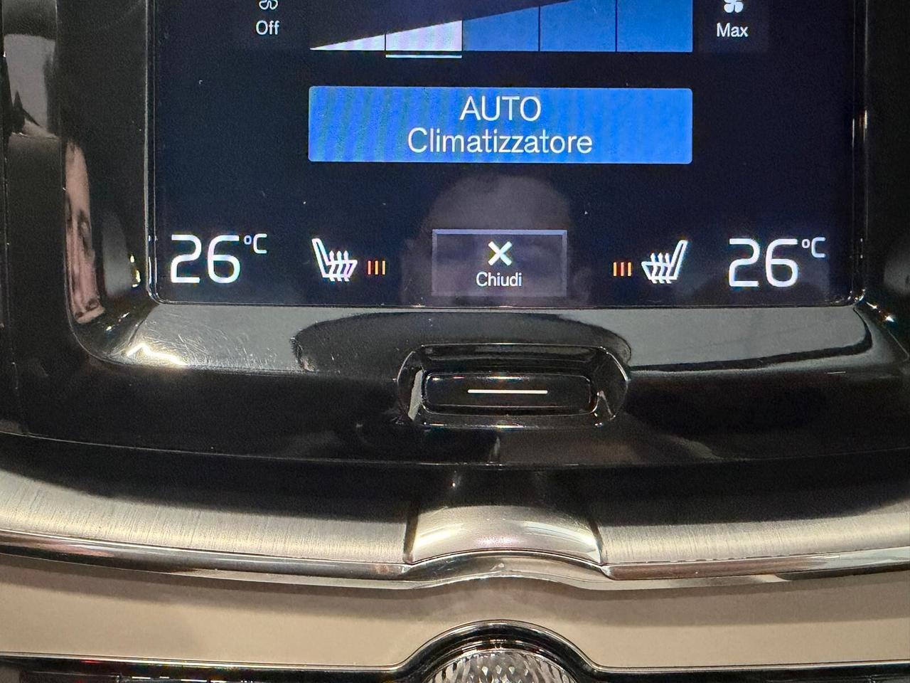 VOLVO XC60 2.0 D 190CV NAVI CAM LED XENO CRUIS 2018