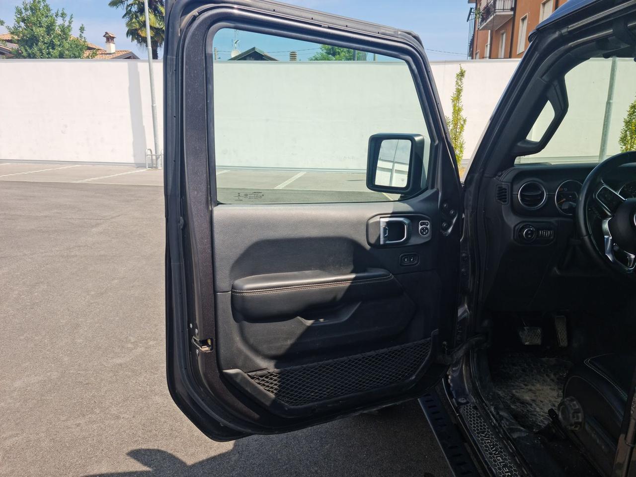 Jeep Wrangler 2.2 crdi sahara #6262