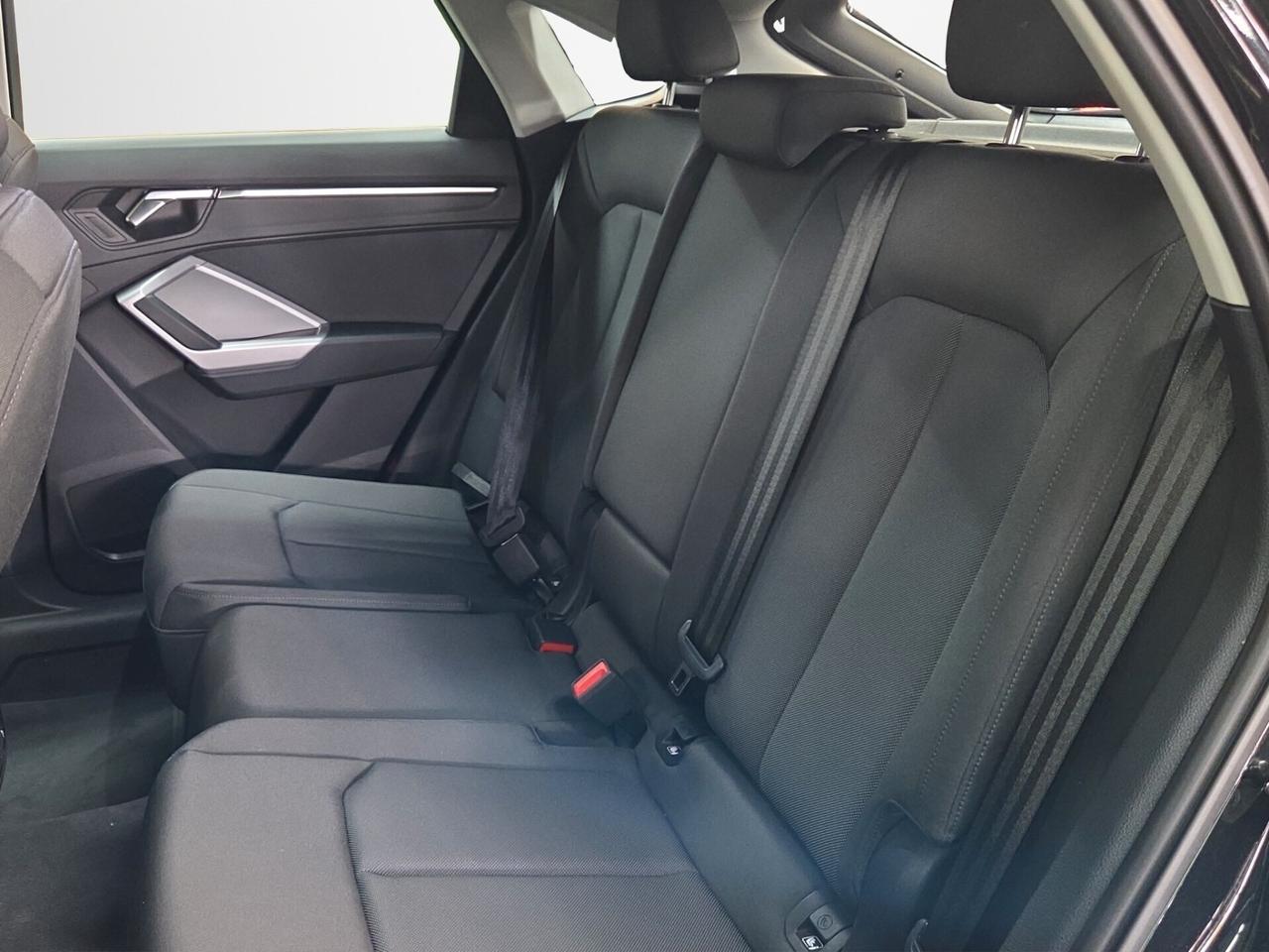 Audi Q3 SPORTBACK 35 TDI S tronic QUATTRO Business Plus