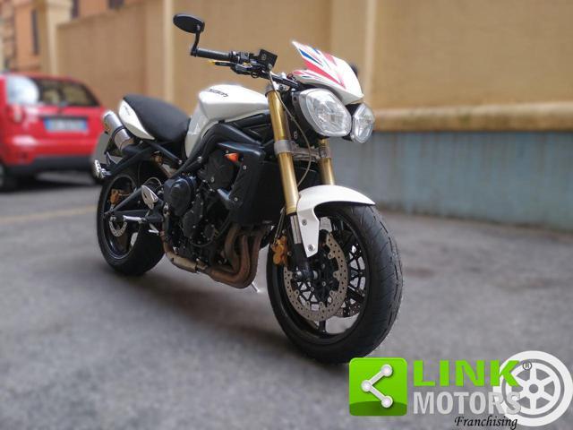 TRIUMPH Street Triple 675 Triple