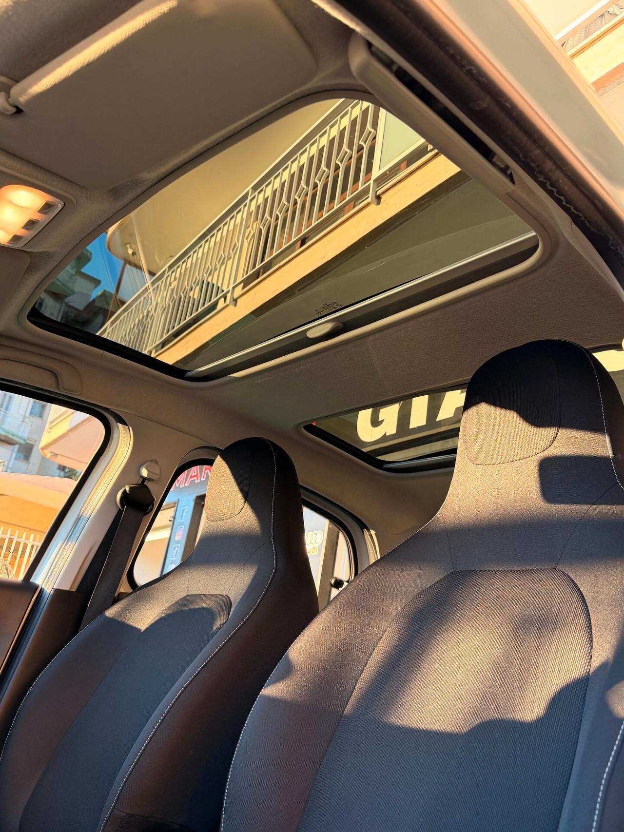 Smart ForTwo 1000 52 kW MHD coupé pure