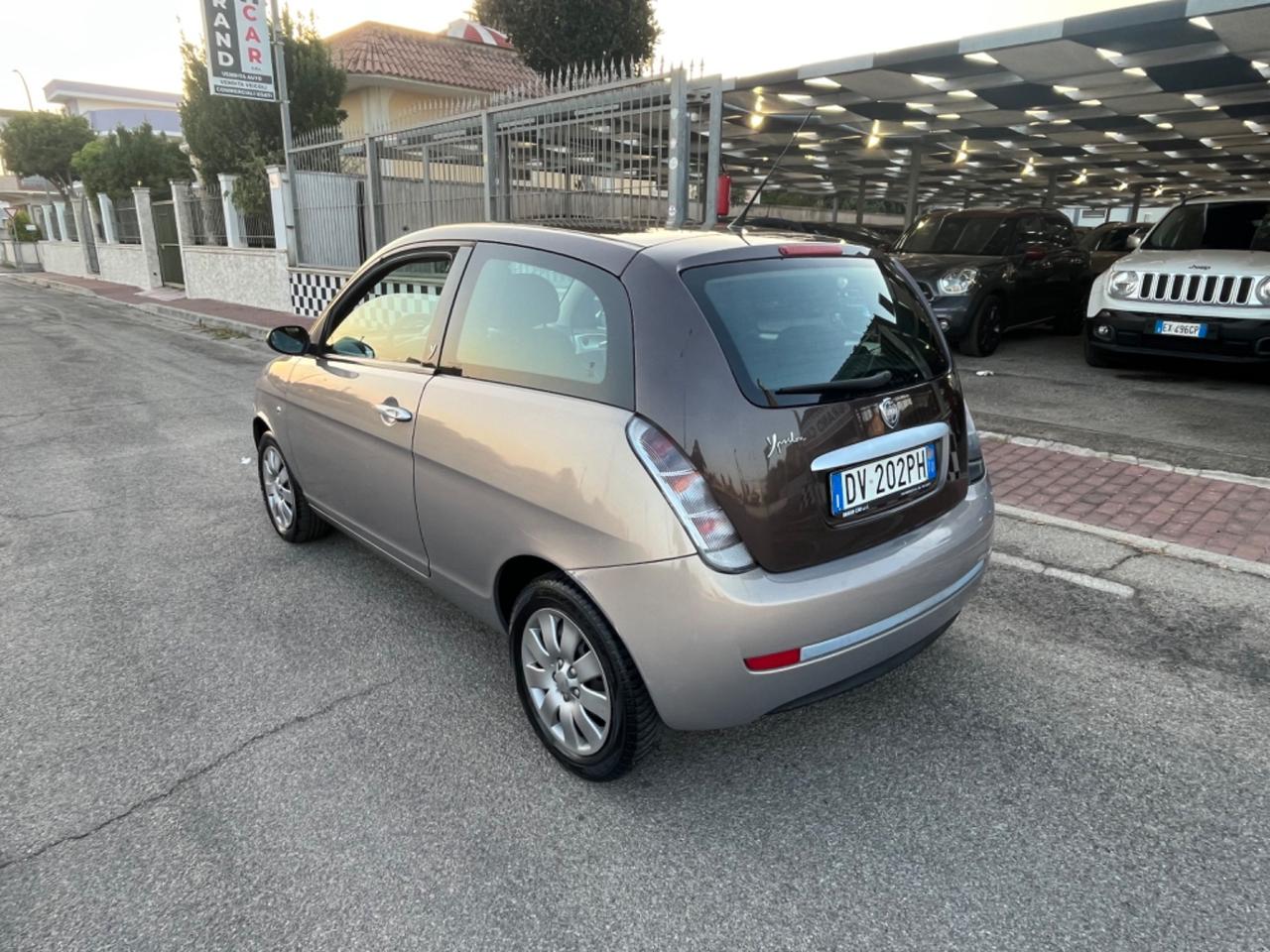 Lancia Ypsilon 1.2 Oro Unipro2009
