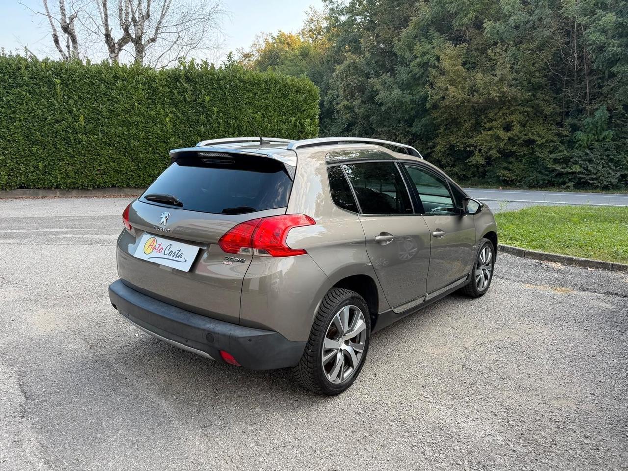 Peugeot 2008 1.6 e-HDi 92 CV Stop&Start Allure
