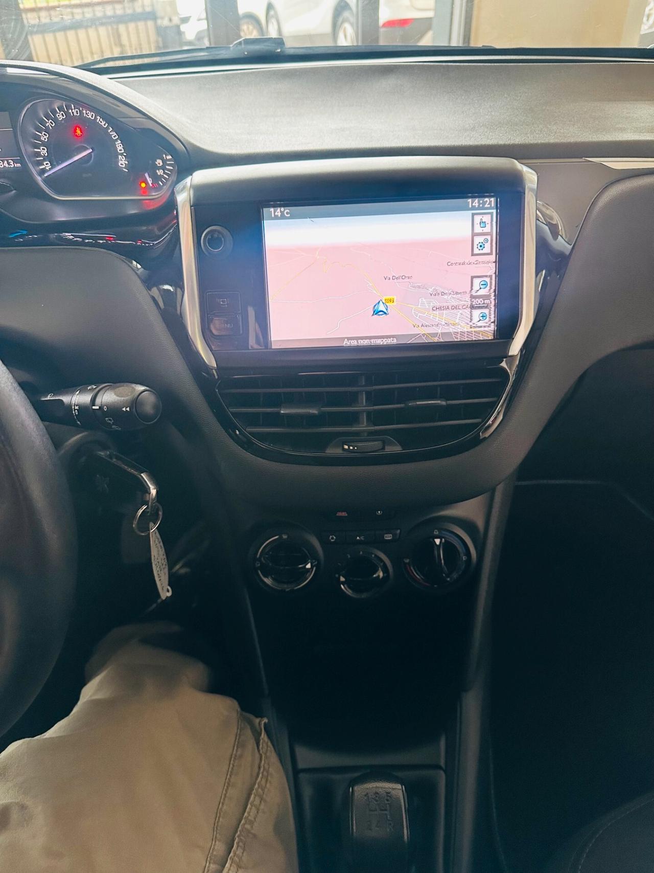 Peugeot 208 1.6 e-HDi 92 CV Stop&Start 5 porte Allure