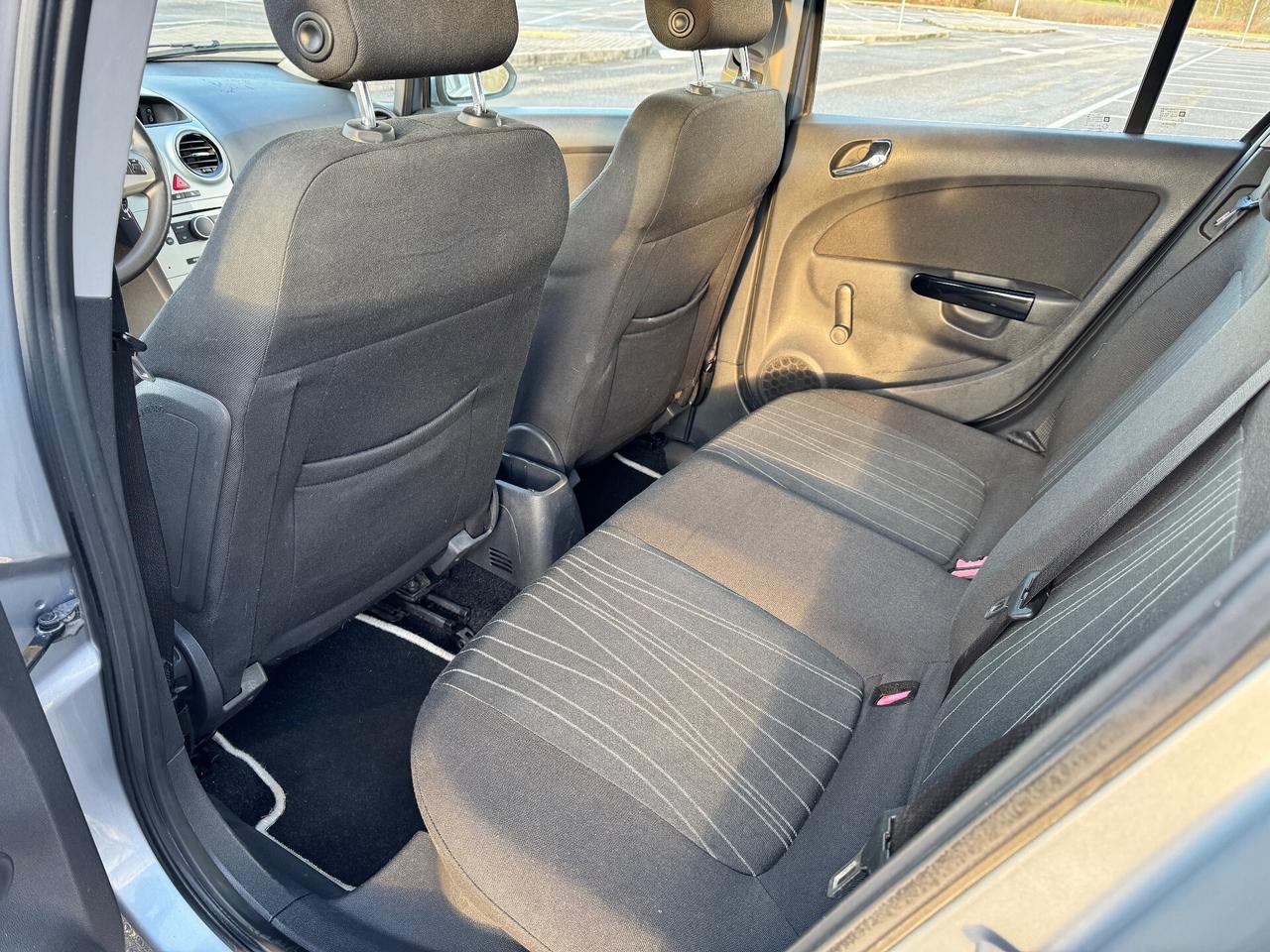 Opel Corsa 1.2 5 porte Benzina km originali