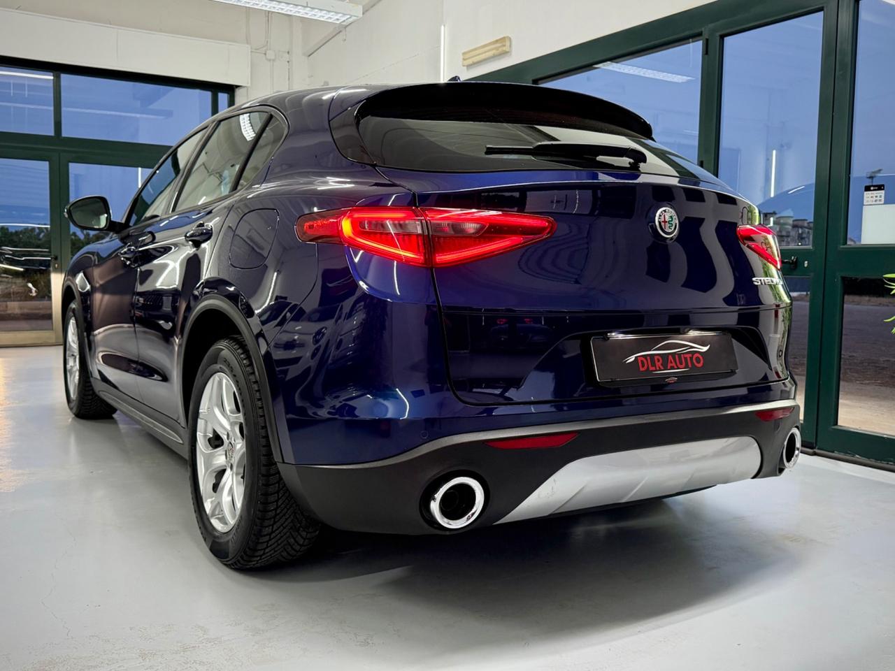 Alfa Romeo Stelvio 2.2 Turbodiesel 160 CV AT8 RWD Executive