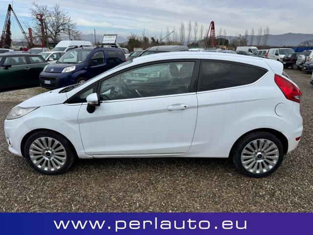 FORD Fiesta 1.6 TDCi 90CV 3 porte DPF Titanium
