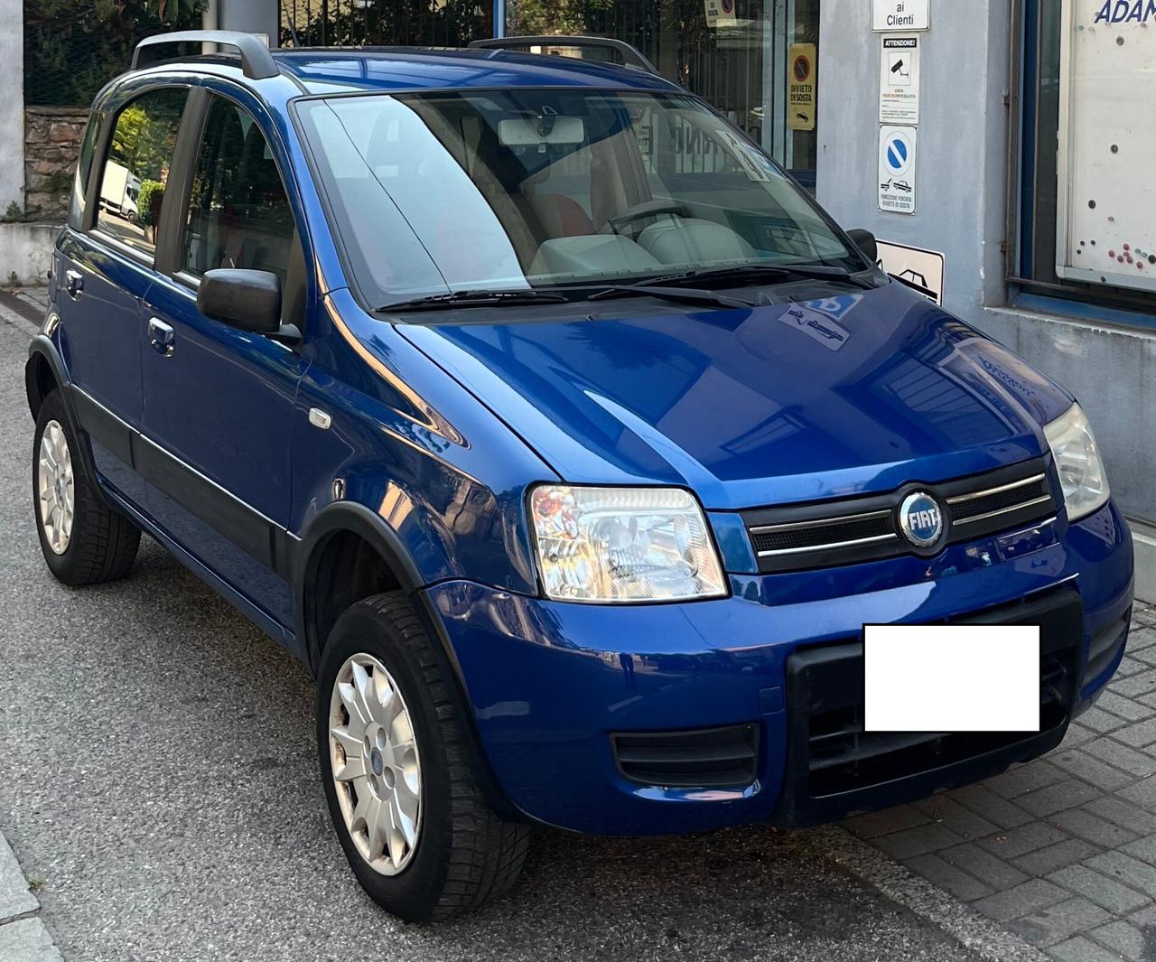 FIAT PANDA 1.2 BENZINA 4x4 - ANCHE PER NEOPATENTATI