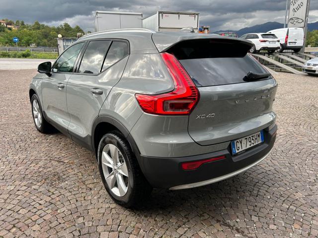VOLVO XC40 B3 automatico Core