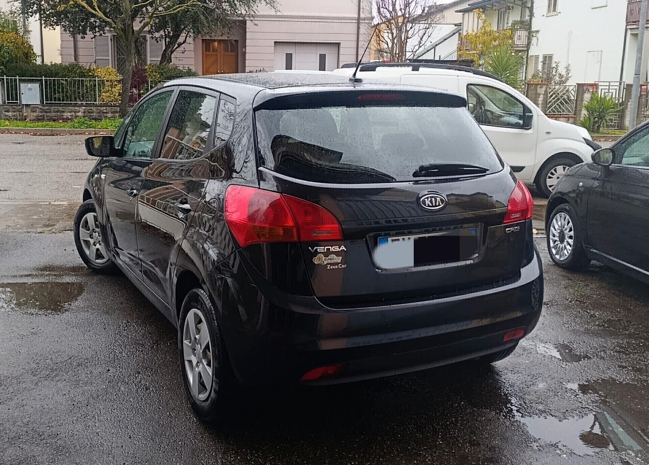 Kia Rio 1.4 CRDi WGT 5p. EX