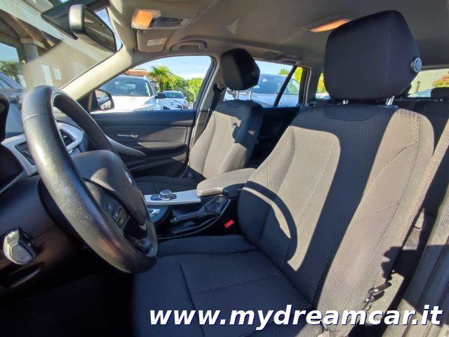 BMW 318 d Touring Advantage