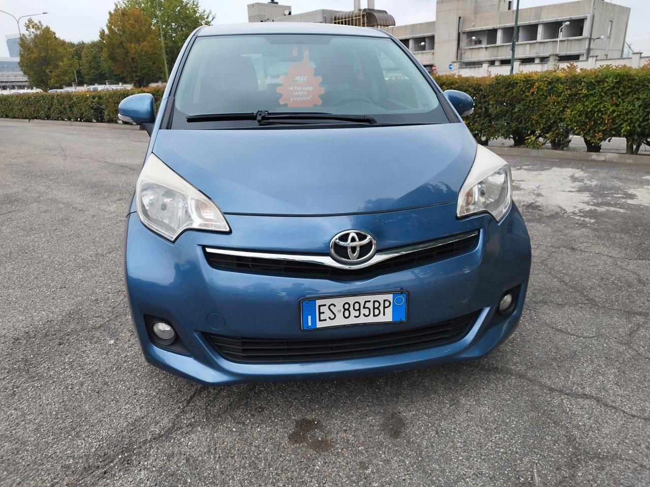 Toyota Verso-S 1.3 MT benzina