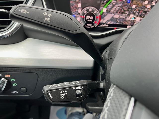 AUDI Q5 SPB 40 TDI quattro S tronic S- Line Identity Black
