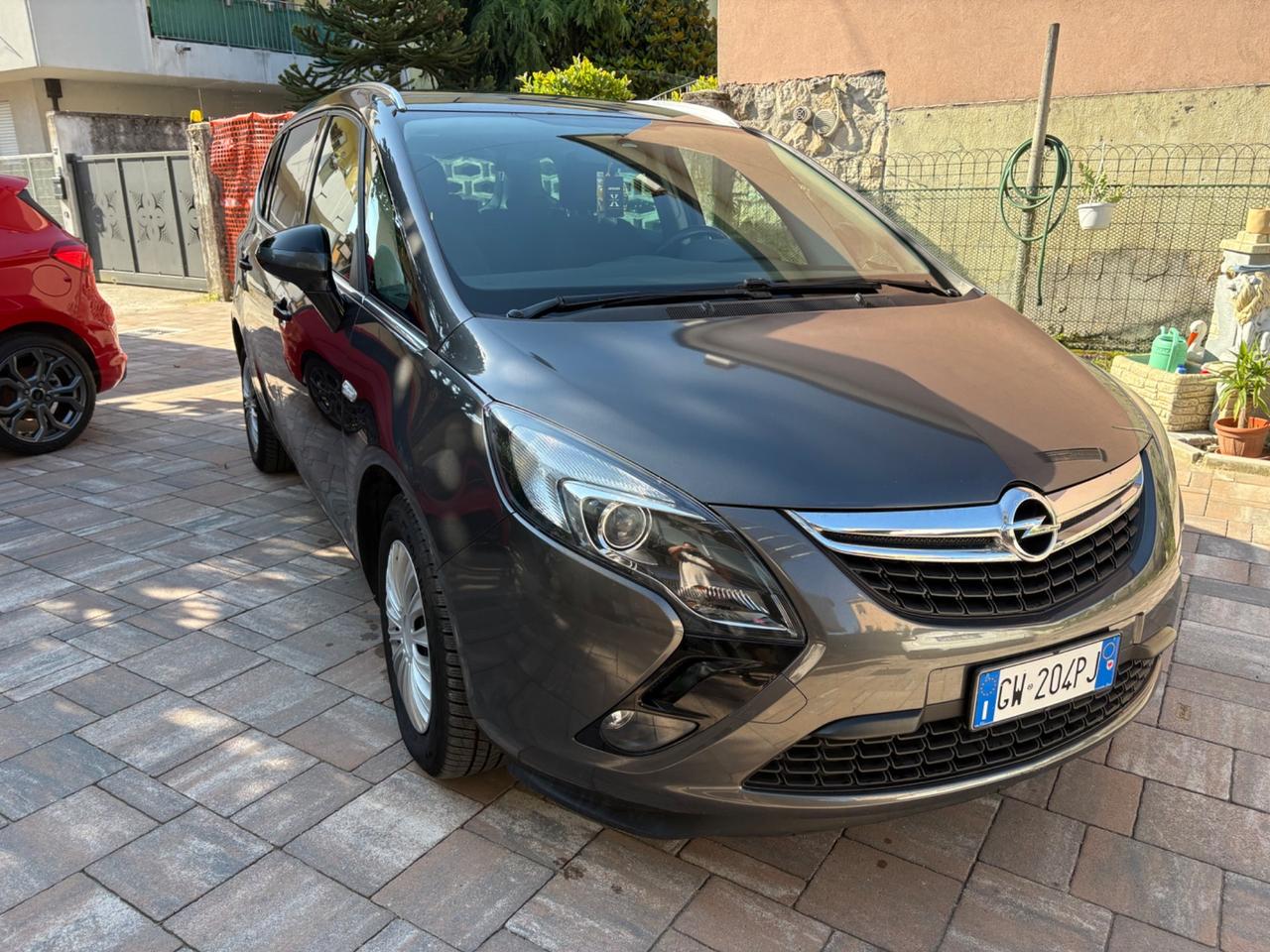 Opel Zafira Tourer 2.0 CDTi 7 posti pronta uso