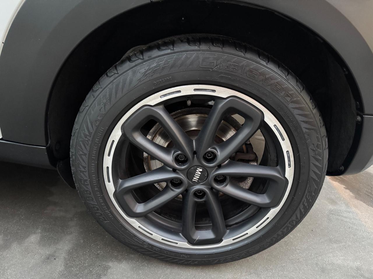 Mini Cooper D Countryman 2.0 Business Automatica