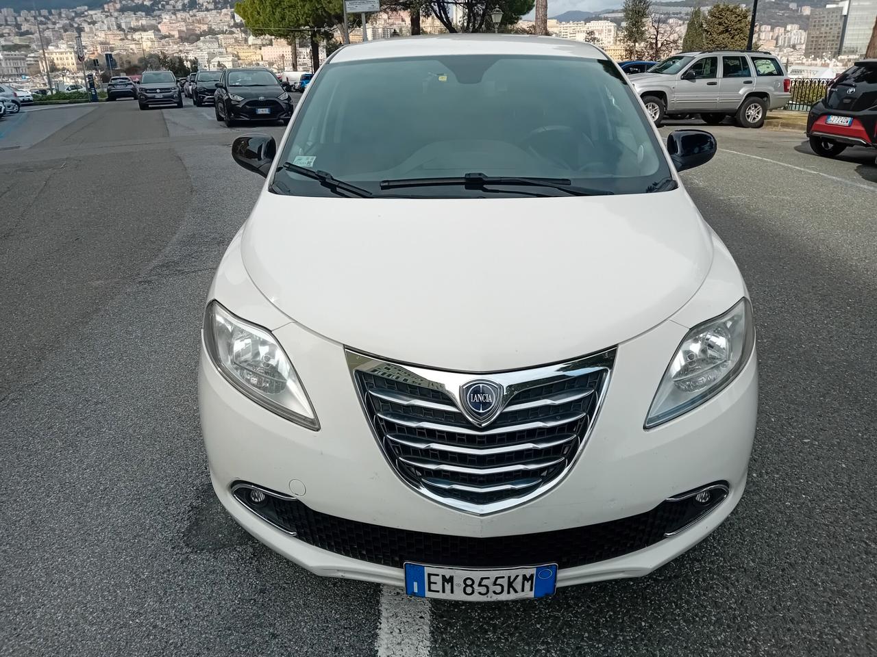 Lancia Ypsilon 1.2 69 CV 5 porte S&S Platinum