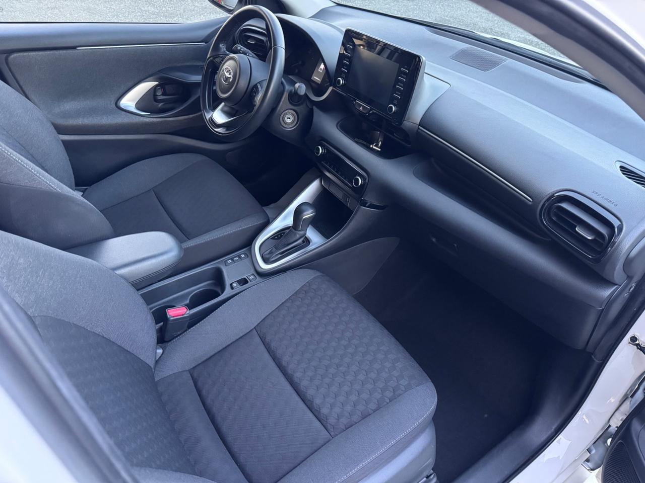 Toyota Yaris 1.5 Hybrid 5 porte Active