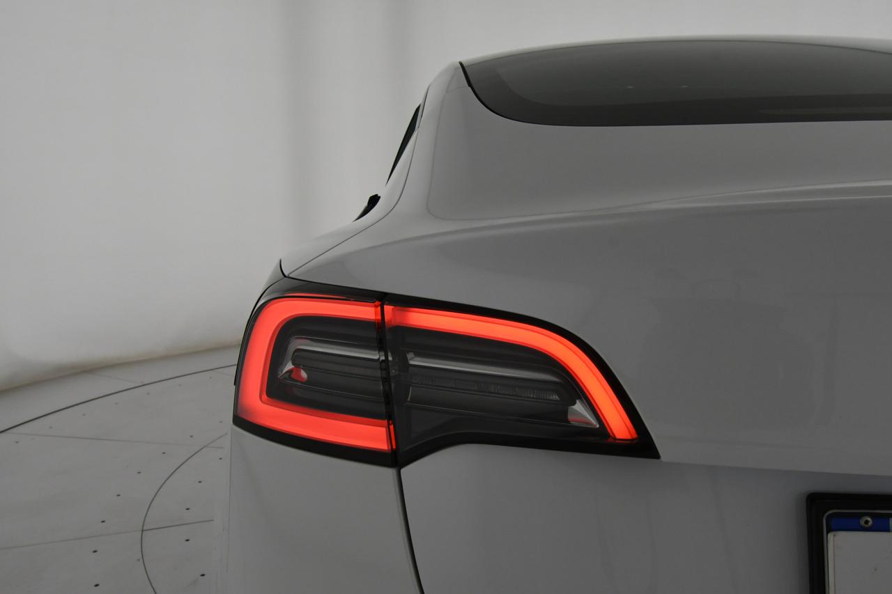 TESLA Model 3 Long Range Dual Motor awd PILOTA AUTOMATCO+PELLE+C18"