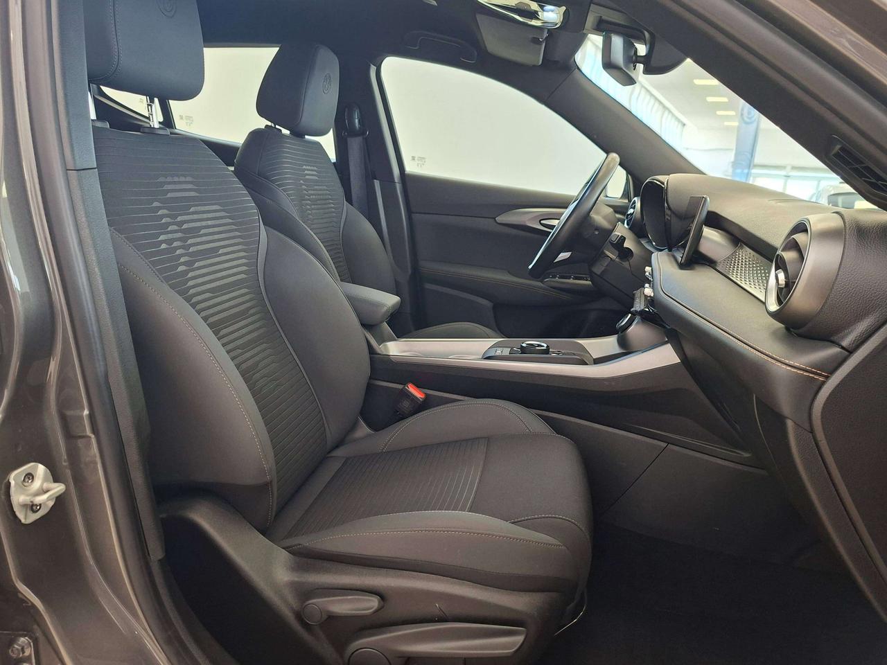 Alfa Romeo Tonale 1.6 d SPRINT 130cv tct6 !!!