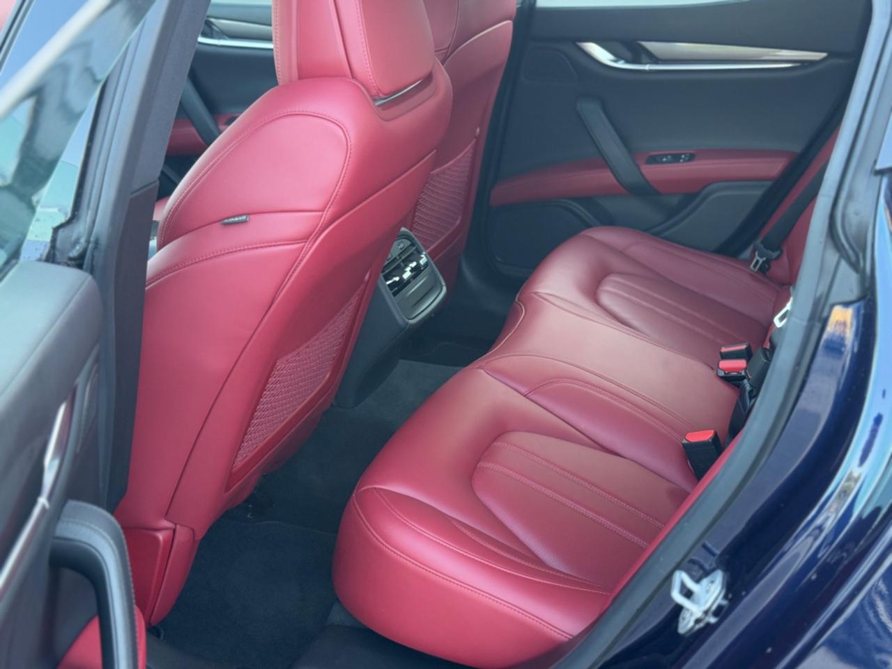 Maserati Ghibli V6 Nerissimo 250cv auto NO SUPERBOLLO!