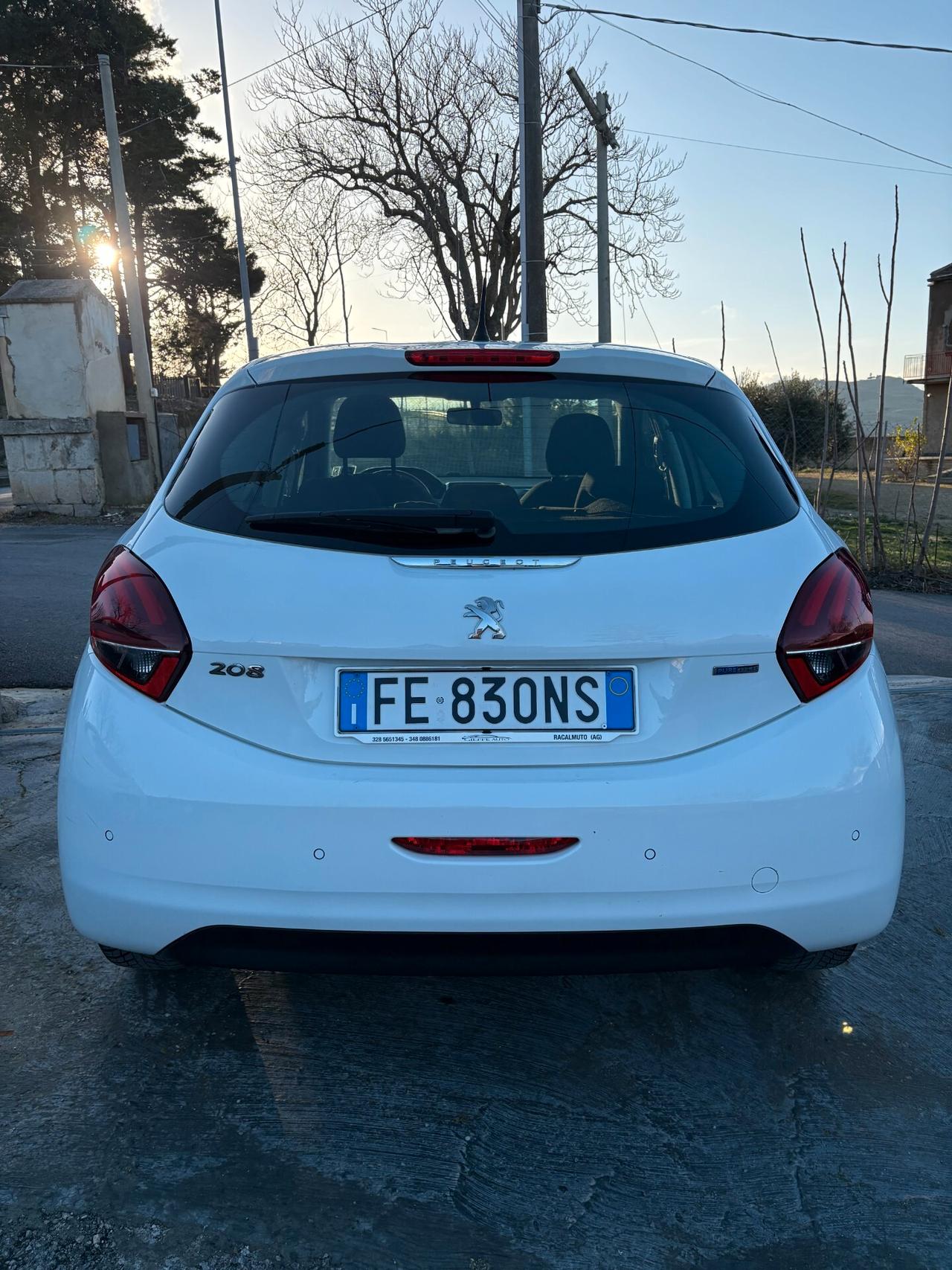 Peugeot 208 Allure