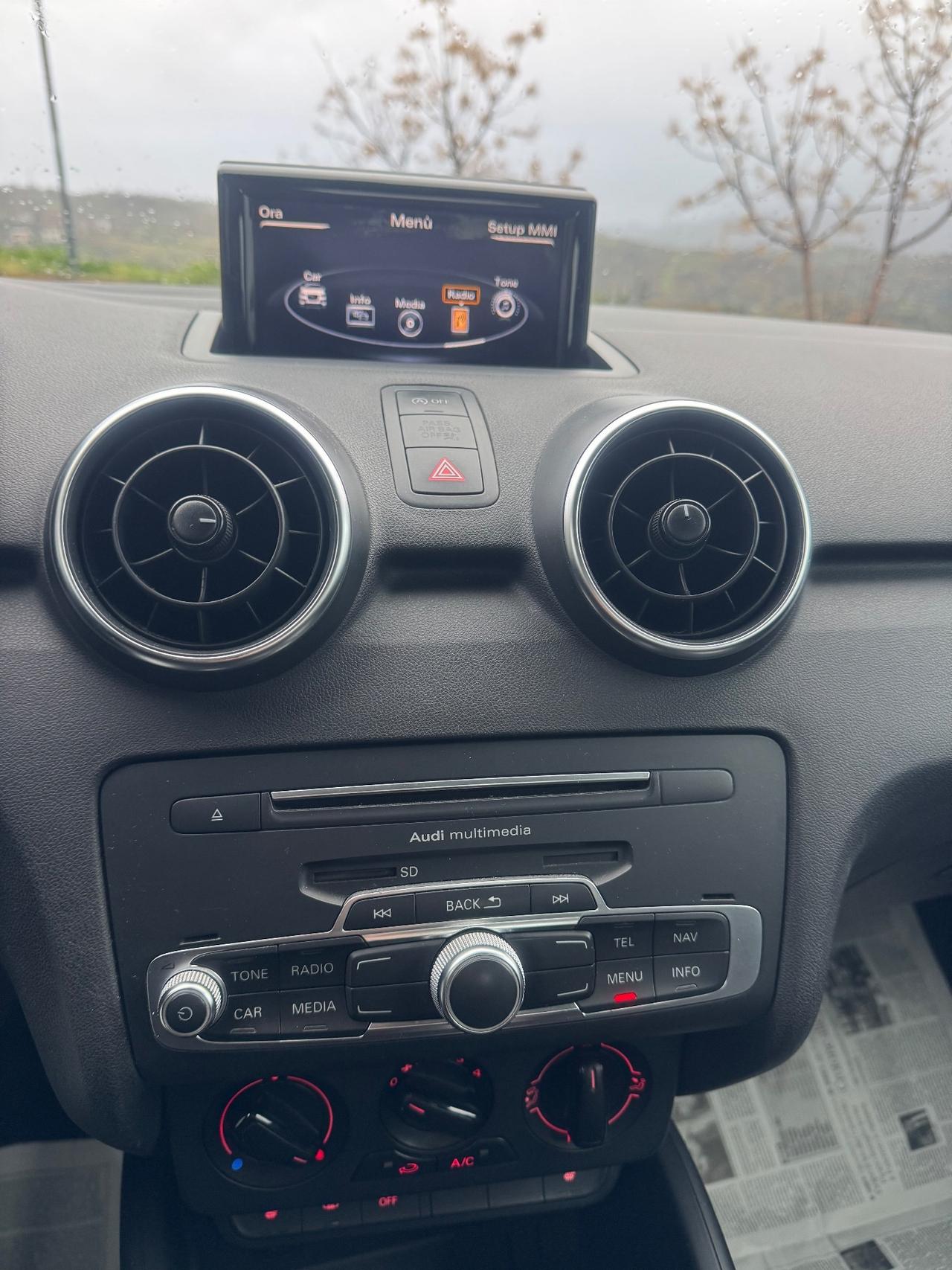 Audi A1 1.4 TDI 90Cv 2015