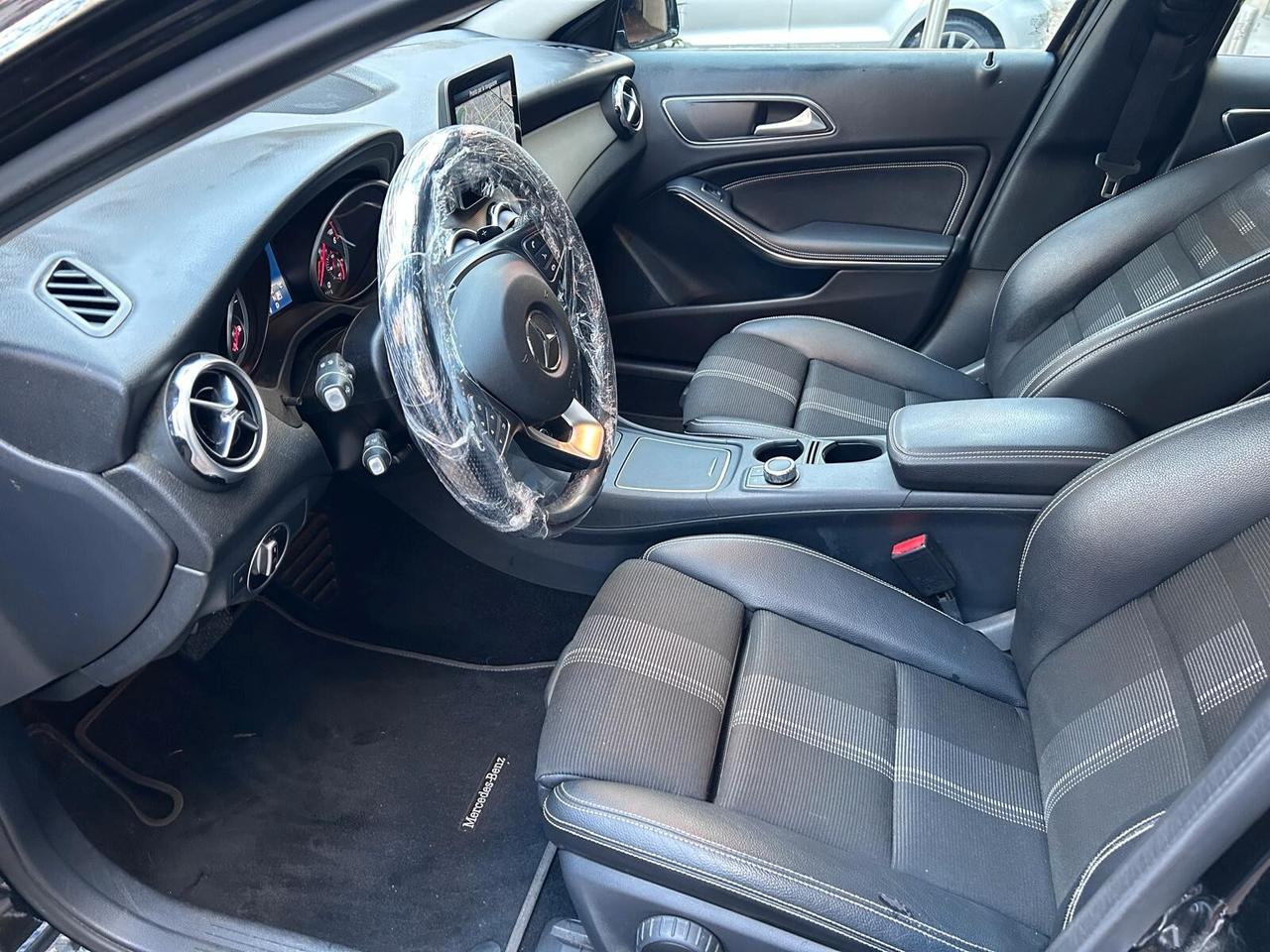 Mercedes-benz GLA 200 d Automatic Premium