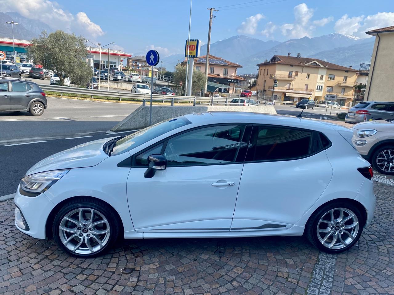 Renault Clio TCe 200CV EDC 5 porte Energy R.S.
