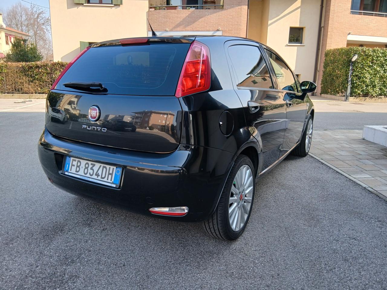 Fiat Punto EVO 1.4 8V 5 porte Easypower Street a € 170 mese