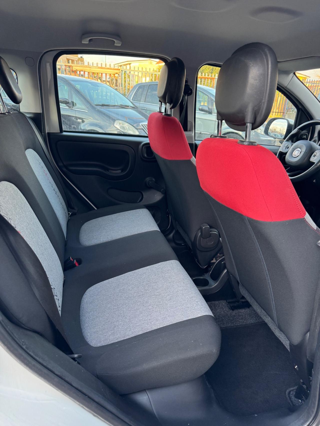 Fiat Panda 0.9 TwinAir Turbo Natural Power Lounge
