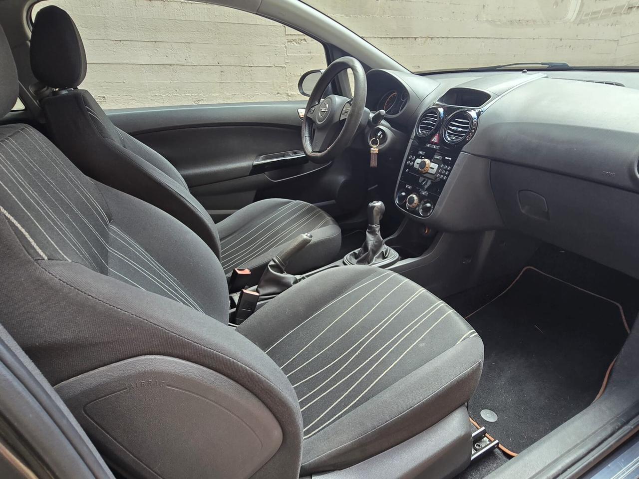 Opel Corsa 1.2 3 porte Edition - OK NEOPATENTATI !!!!!