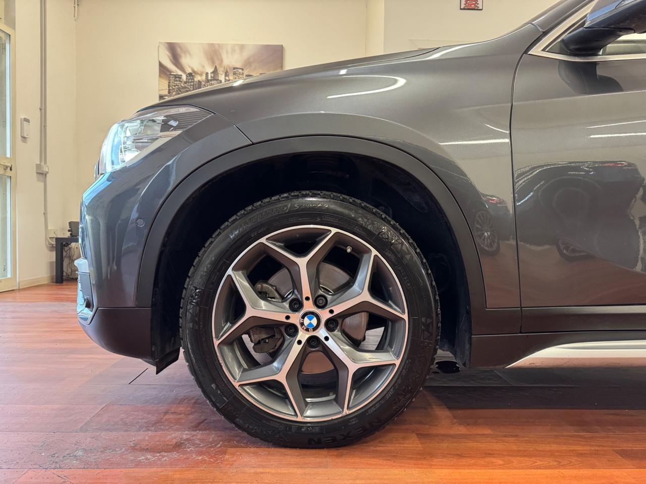 BMW X1 SDRIVE 18d AUT. XLINE - TETTO
