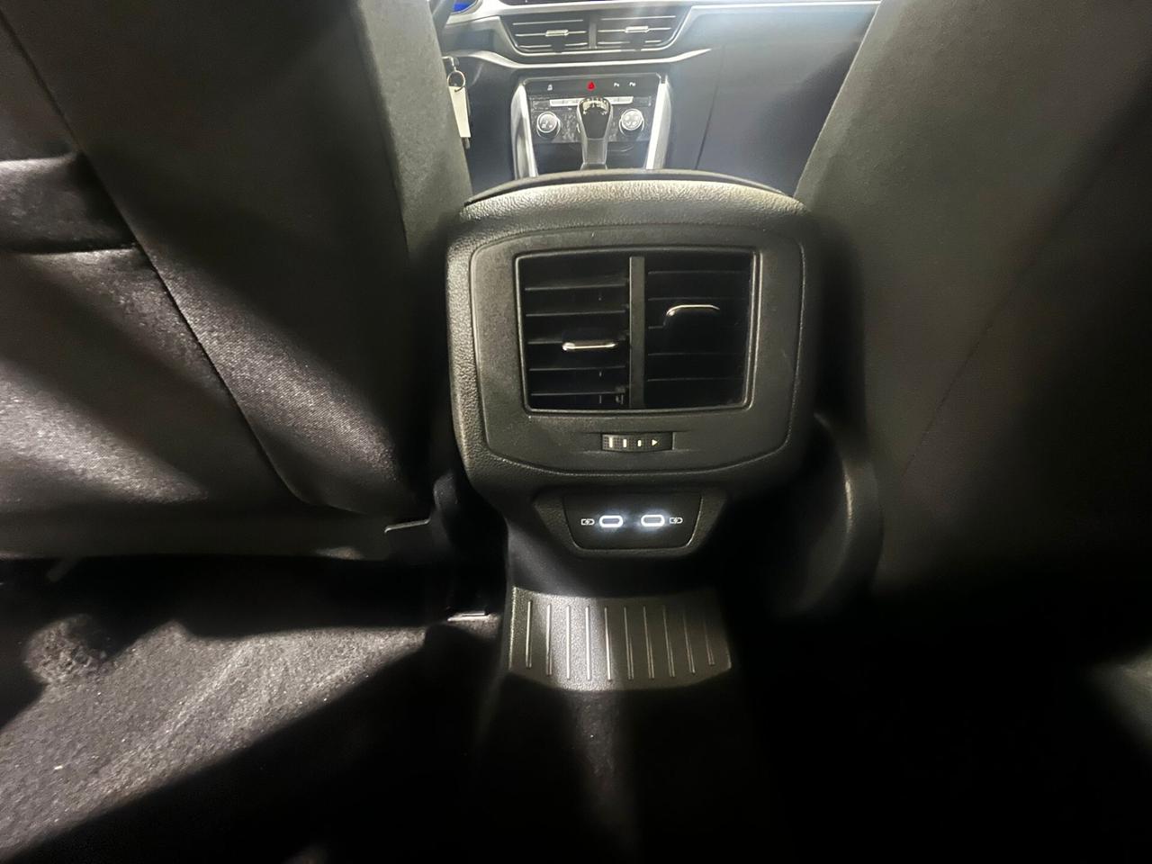 Volkswagen T-Roc 1.0 TSI Business BlueMotion Technology