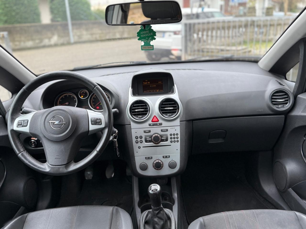 Opel Corsa 1.2 BENZINA 5P. 2013 POCHI KM NEOPATENTATI