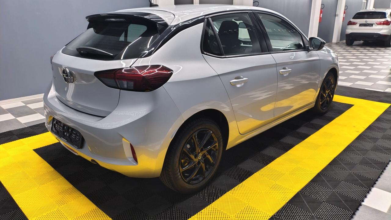 Opel Corsa 1.5 Diesel 6 marce Design & Tech